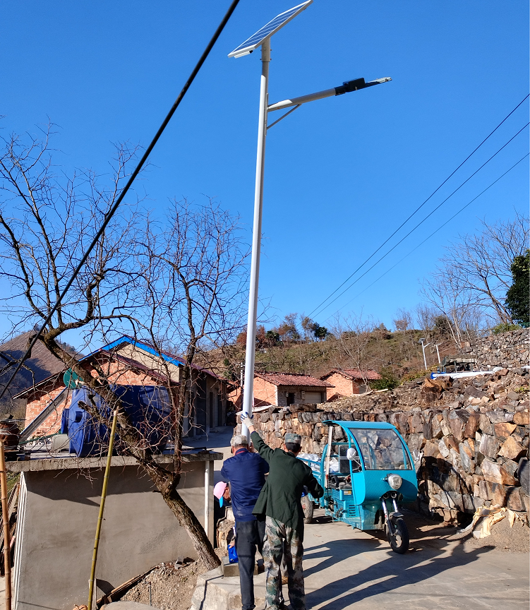 安徽宣城寧國(guó)市南極鄉(xiāng)龍川村路燈亮化暖民心---豐朗光電